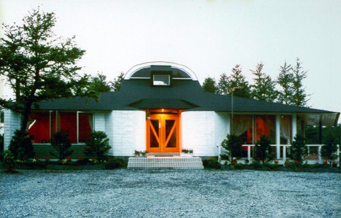 広がるファサード